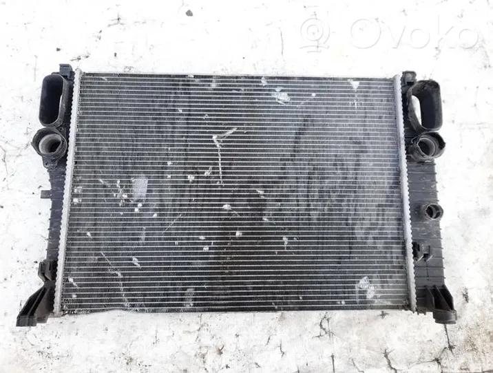 Mercedes-Benz CLS C219 Coolant radiator 848940v0