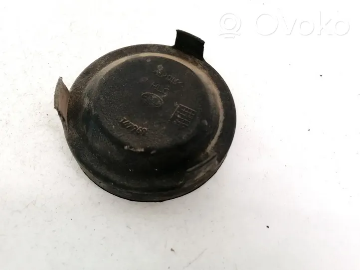 Volvo S40, V40 Cache-poussière de phare avant 147969