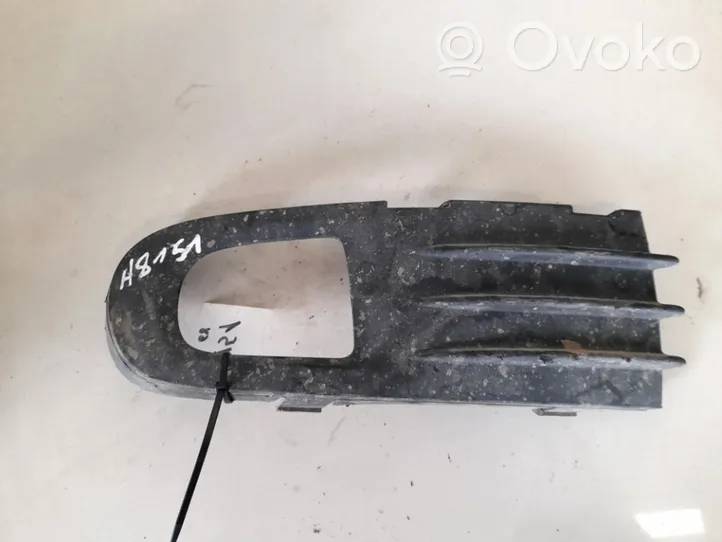 Volvo V50 Grille inférieure de pare-chocs avant 30655885