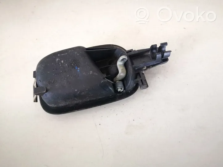 Audi A4 S4 B5 8D Klamka wewnętrzna drzwi tylnych 8d0839020