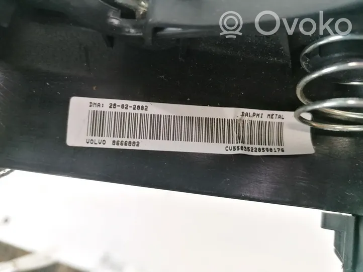 Volvo S60 Boutons / interrupteurs volant 8666882