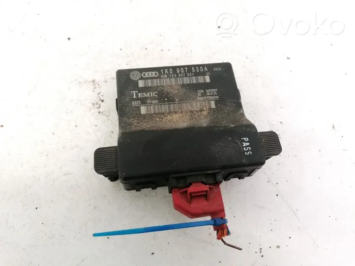 Volkswagen Touran I Door control unit/module 1K0907530A