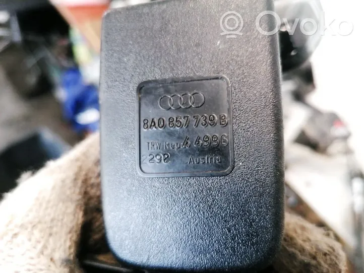 Audi 80 90 S2 B4 Klamra środkowego pasa bezpieczeństwa fotela tylnego 8A0857739B