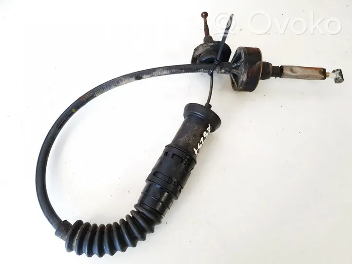 Volkswagen Golf III Cable d'embrayage 