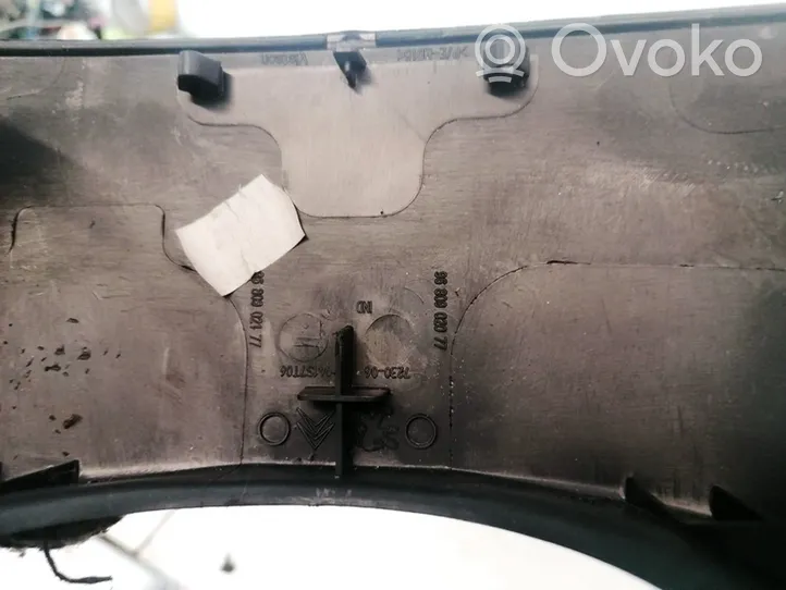 Citroen Berlingo Rivestimento del piantone del volante 9680902077