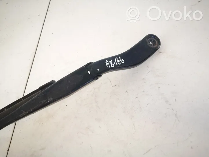 Volvo V50 Front wiper blade arm 30698249