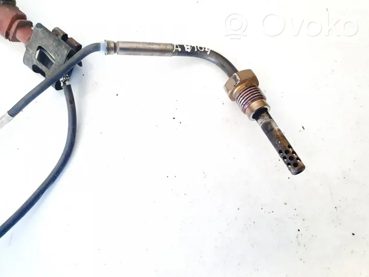 Volkswagen PASSAT B6 Izplūdes gāzu temperatūras sensors 2239051288