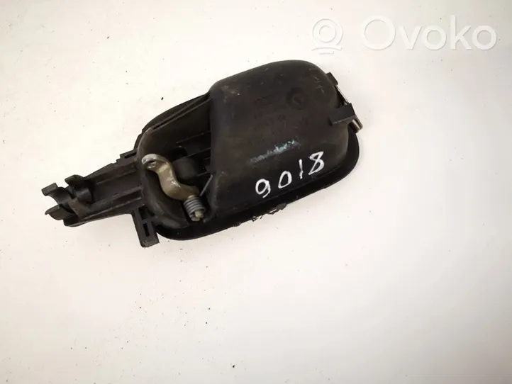 Audi A4 S4 B5 8D Klamka wewnętrzna drzwi tylnych 8d0839019