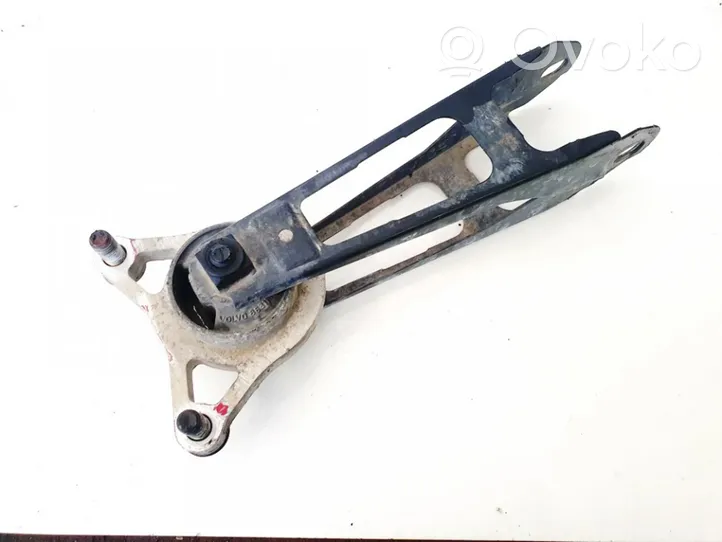 Volvo C70 Engine mount bracket 8631159