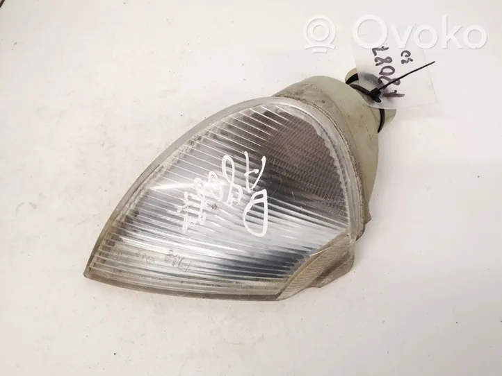 Renault Laguna I Front indicator light 7700820127