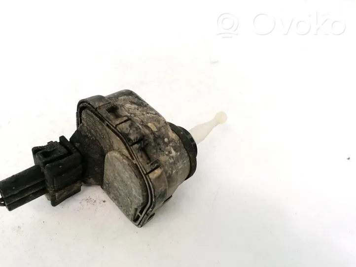 Audi A8 S8 D2 4D Motor de ajuste de nivel del faro delantero 0307852915