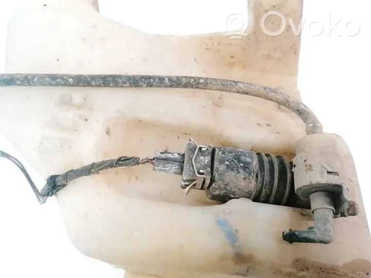 Opel Vectra C Windscreen/windshield washer pump 