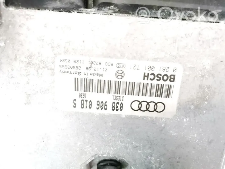 Audi A4 S4 B5 8D Moottorin ohjainlaite/moduuli 038906018S