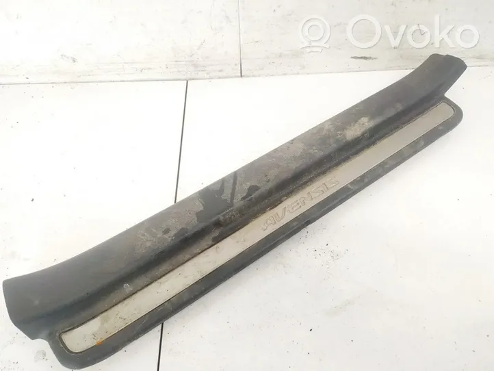 Toyota Avensis T250 Copertura del rivestimento del sottoporta anteriore 6791405050