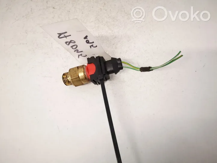 BMW 5 E39 Coolant temperature sensor 1741900