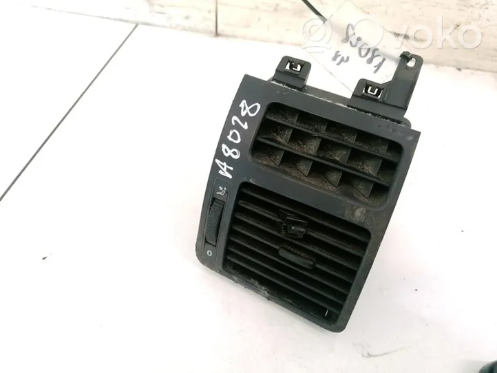 Volkswagen Touran I Dash center air vent grill 1T0819704A