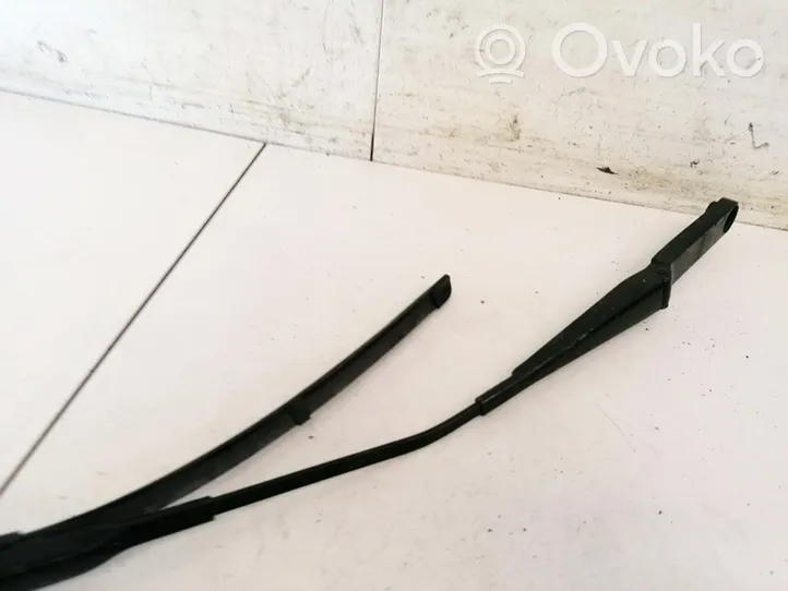 Audi A1 Front wiper blade arm 8X2955408