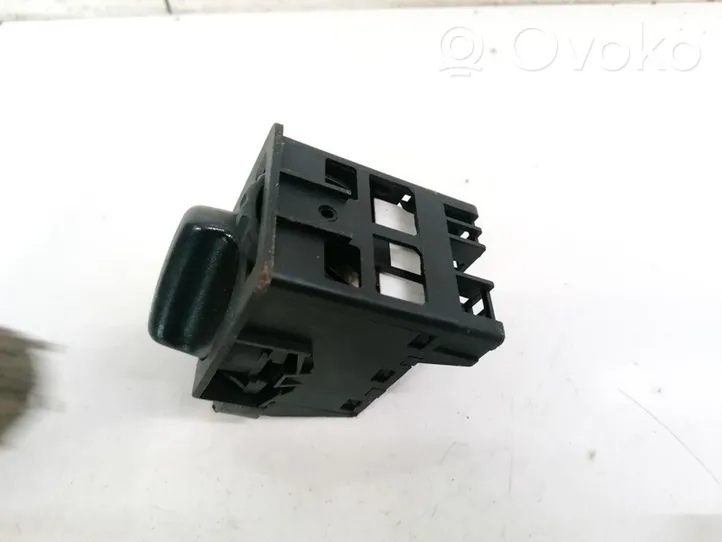 Opel Corsa B Light switch 2059