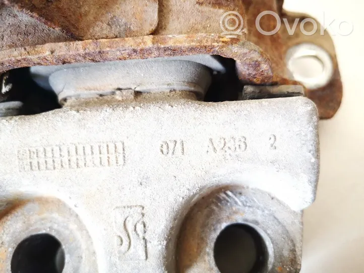 Fiat Punto (188) Engine mount bracket a236
