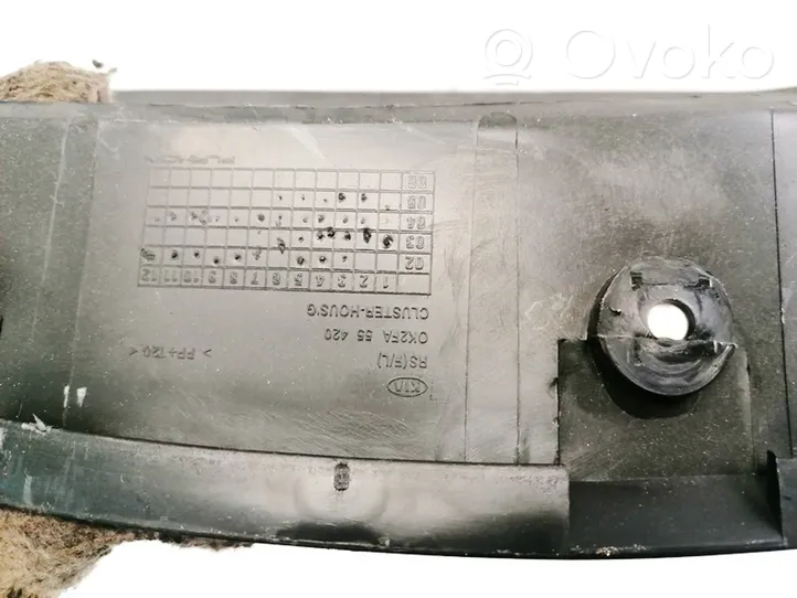 KIA Carens I Moldura del panel OK2FA55420