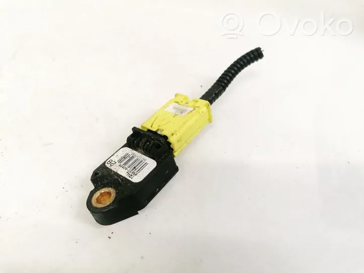 Toyota Auris 150 Sensor impacto/accidente para activar Airbag 8983102080