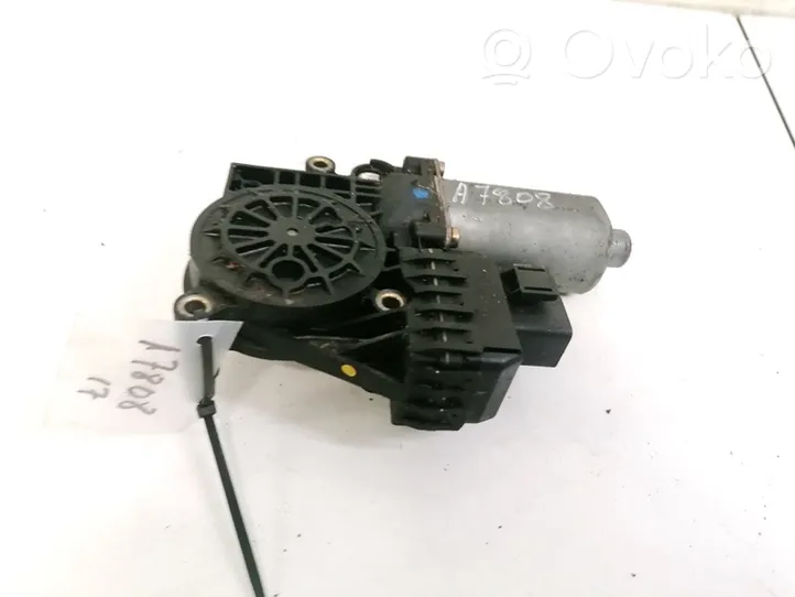 Audi A6 S6 C5 4B Moteur de lève-vitre de porte avant 0130821774