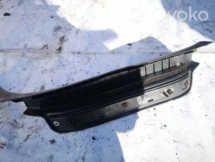 Toyota Avensis T250 Copertura del rivestimento del sottoporta posteriore 6791805040