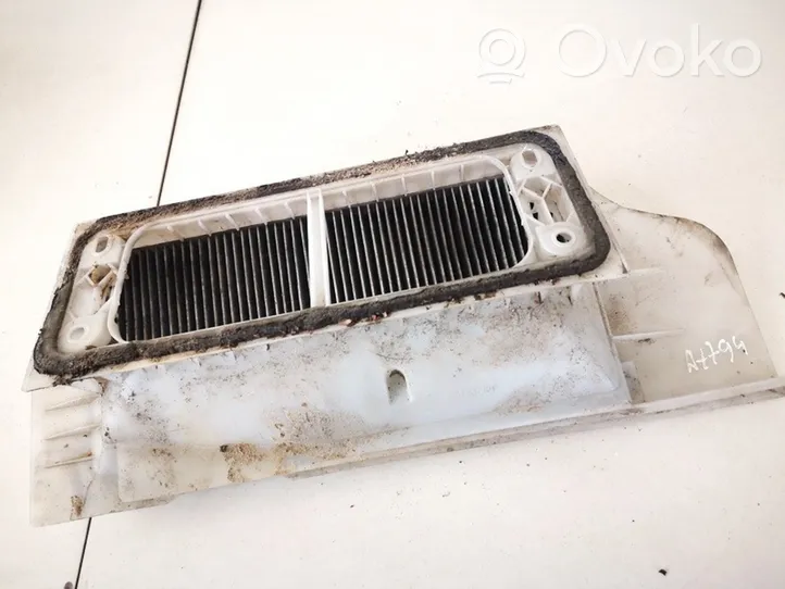 Opel Vectra C Oro paėmimo kanalo detalė (-ės) 24437139