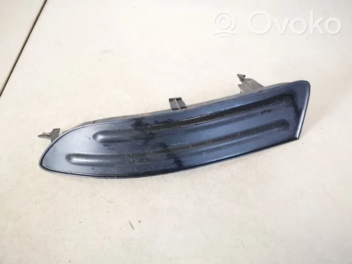 Toyota Corolla E120 E130 Unteres Gitter dreiteilig vorne 5212812070