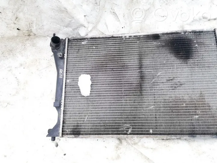 Toyota Corolla Verso AR10 Radiateur de refroidissement 