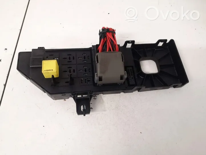 Opel Signum Fuse box set 13181984