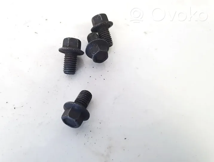 Ford C-MAX II Nuts/bolts 