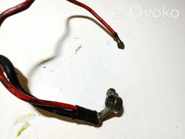 Volkswagen PASSAT B6 Positive cable (battery) 