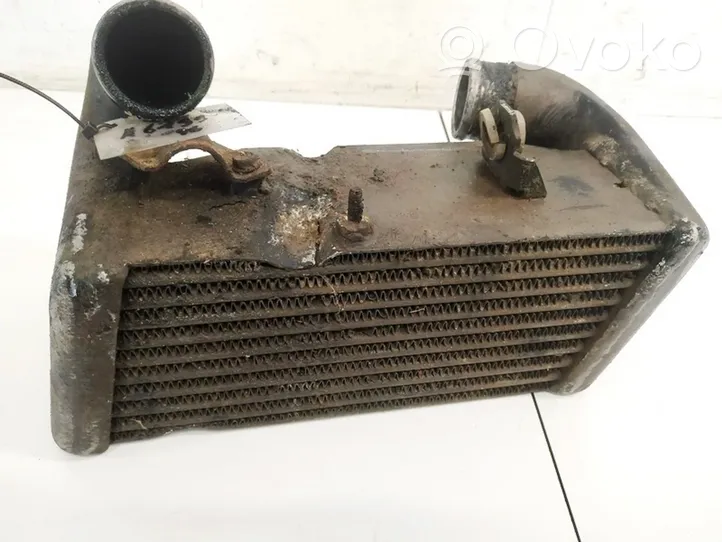 Audi 80 90 S2 B4 Radiatore intercooler 