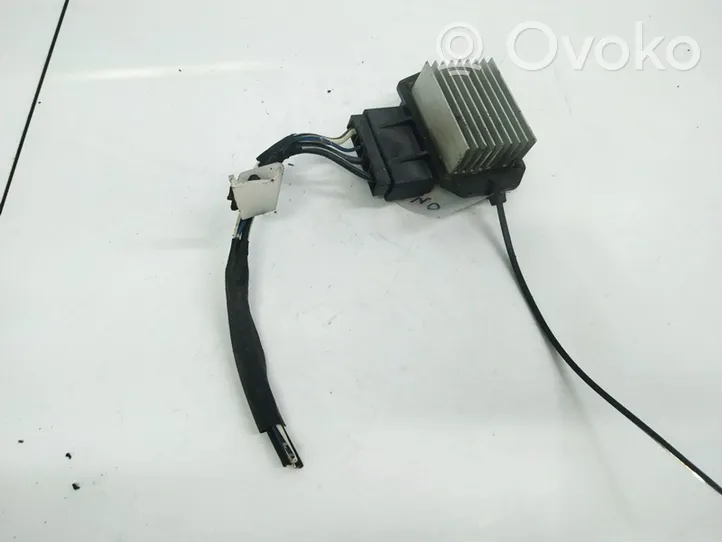 Toyota Corolla Verso E121 Lämpöpuhaltimen moottorin vastus 4993002121