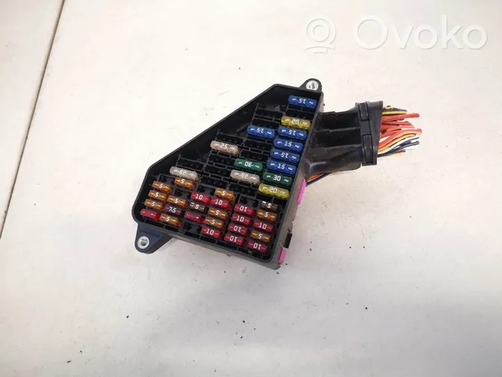 Volkswagen Polo Fuse box set 