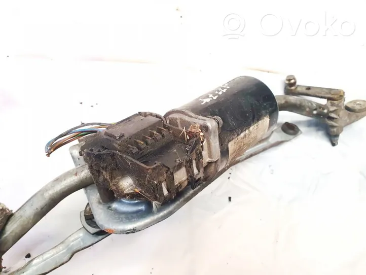 Volkswagen PASSAT B5 Wiper motor 3b1855023