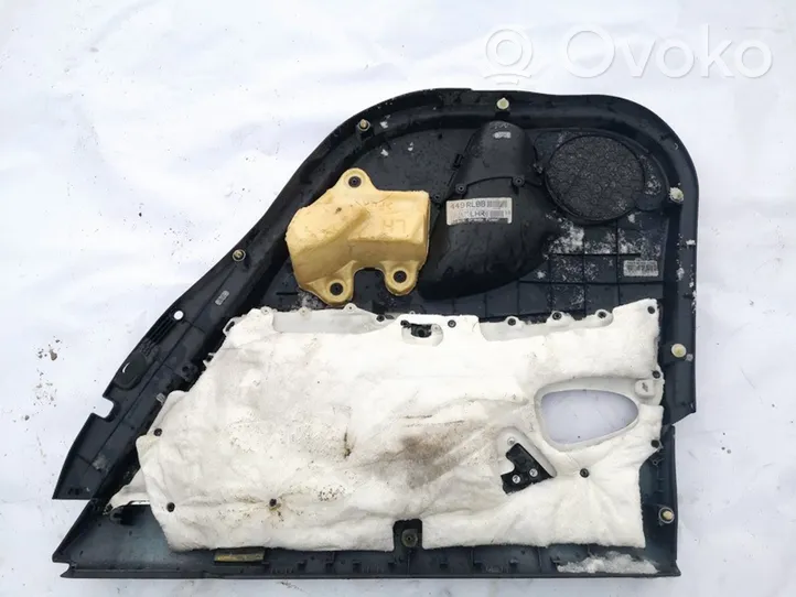 Toyota Avensis T270 Takaoven verhoilu 6763905050