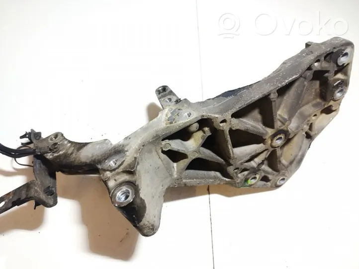 Nissan Pathfinder R51 Support, suspension du moteur 11910eb300