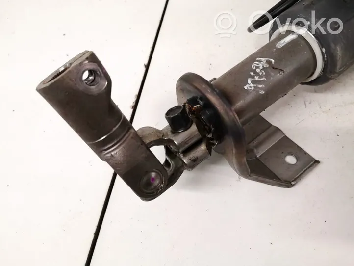 Hyundai Santa Fe Steering column universal joint 