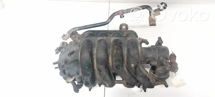 Volkswagen PASSAT B5.5 Intake manifold 06F133210M