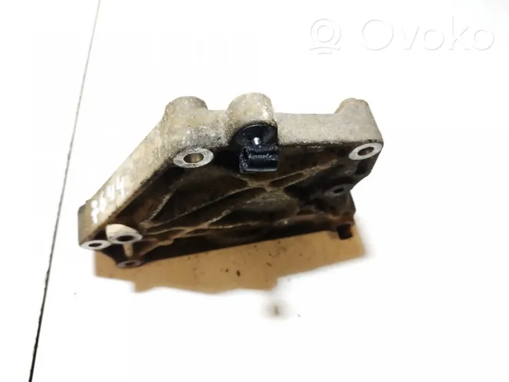 Opel Corsa D Engine mounting bracket 55206511