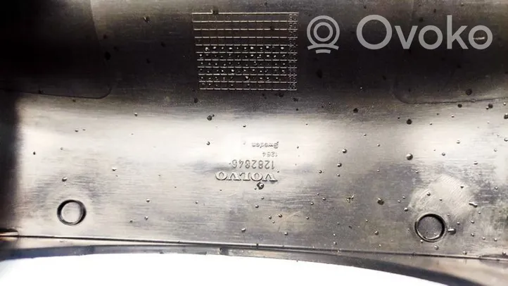 Volvo XC90 Ohjauspyörän pylvään verhoilu 1282846
