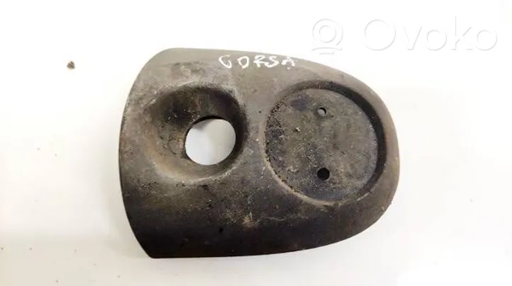 Opel Corsa B Barra de luz de la matrícula/placa de la puerta del maletero 90357434