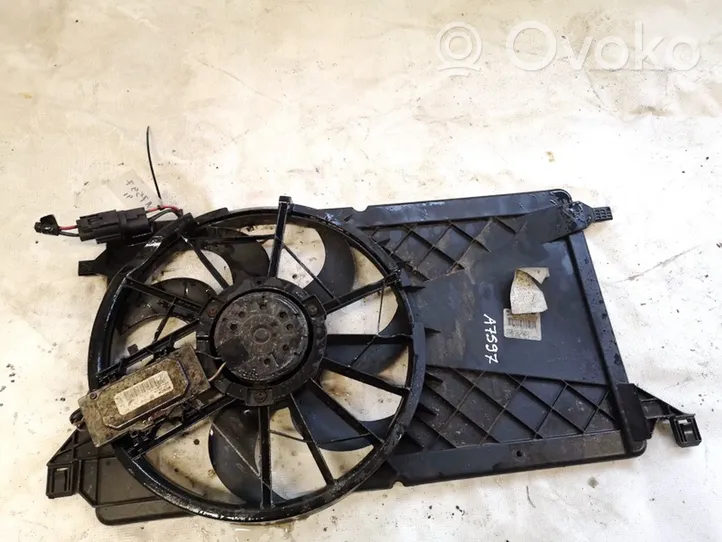 Ford Focus Aro de refuerzo del ventilador del radiador 1137328148