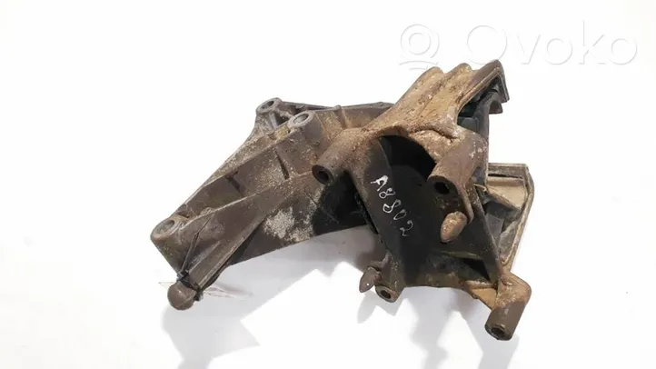 Opel Vectra B Supporto di montaggio del motore 90496532