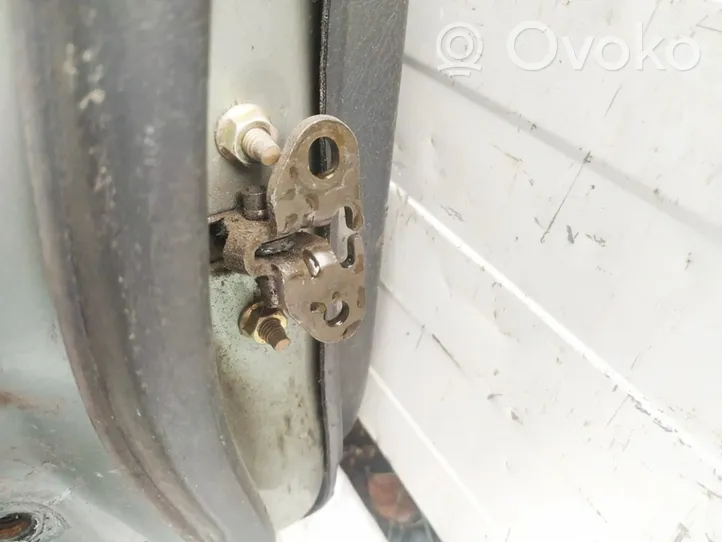 Toyota Avensis T220 Ogranicznik drzwi tylnych 