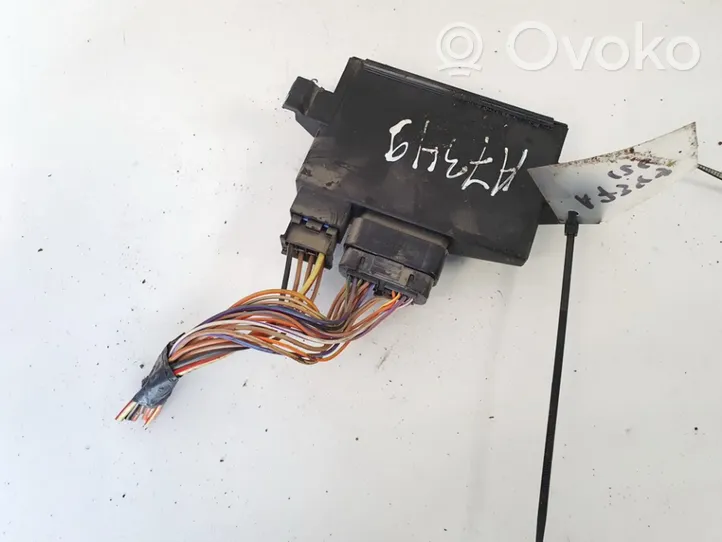 Chrysler Town & Country IV Oven ohjainlaite/moduuli p04686687a0