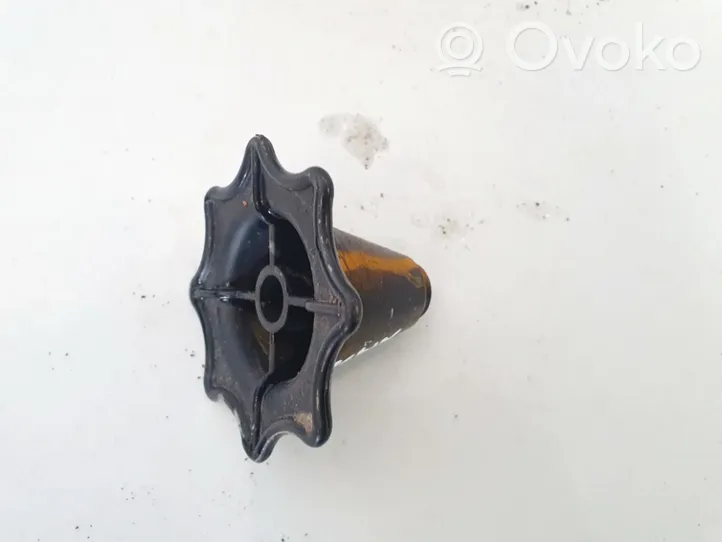 Opel Corsa C Vararenkaan pultti 90126756