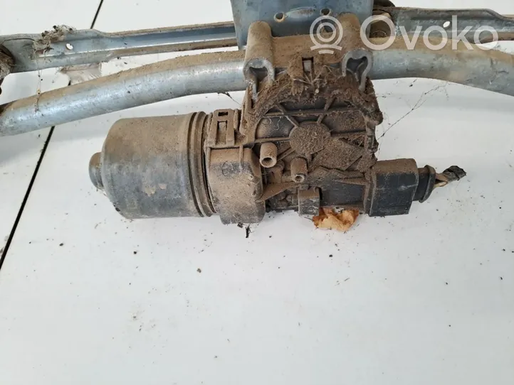 Volkswagen Polo Wiper motor 